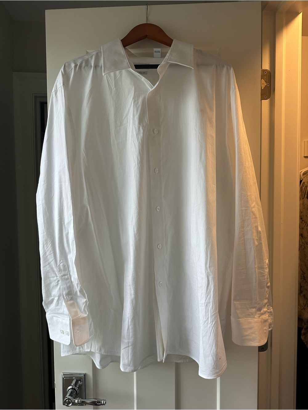Haggar White Men's Dress Shirt - Classic Button Front